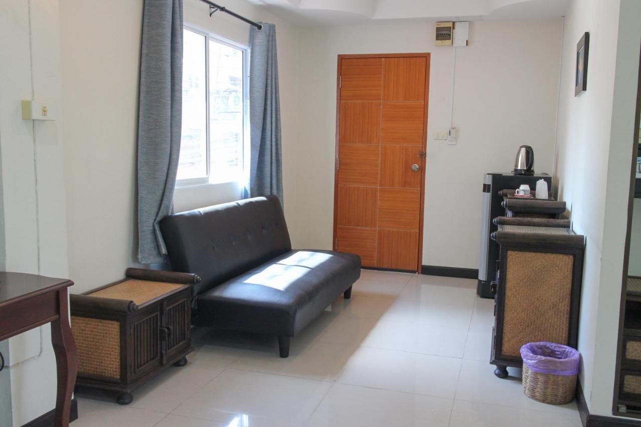 Spa Guest House Praia de Jomtien Exterior foto